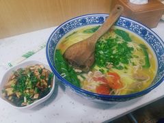 -嗨小卤米线铺(科园一街店)