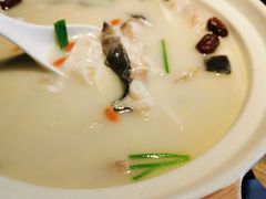鱼头汤-老阿爸鲜鱼土菜(昆山花桥店)