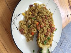 菠萝炒饭-山色柴火烤披萨·原切牛扒