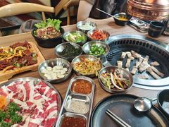 -香猪坊韩国烤肉专属门店(魏公村店)