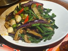 -柴窝堡22号辣子鸡·传承新疆菜