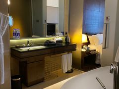 -广州天河希尔顿酒店