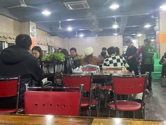大堂-皖北巫氏三胖地锅鸡(长淮总店)