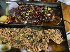-宏兴烤鱼山庄(宣恩总店)