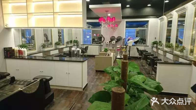 芳琪造型(正辰店)图片