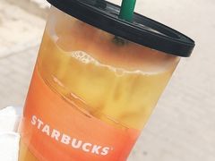 -星巴克臻选(北京嘉里中心第二店)