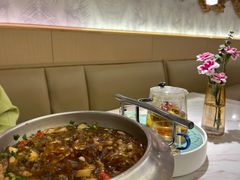 -荷花亭·湖北融合菜(中商广场店)