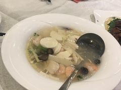 -梅龙镇酒家(南京西路总店)