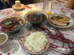 -耙吉吉川味小酒馆(本地人回头店)