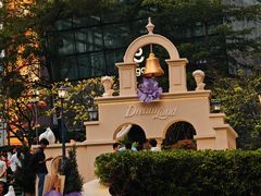 -中航城君尚购物中心