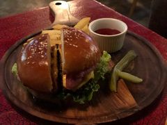 -羽深肉铺 Steak & Wine