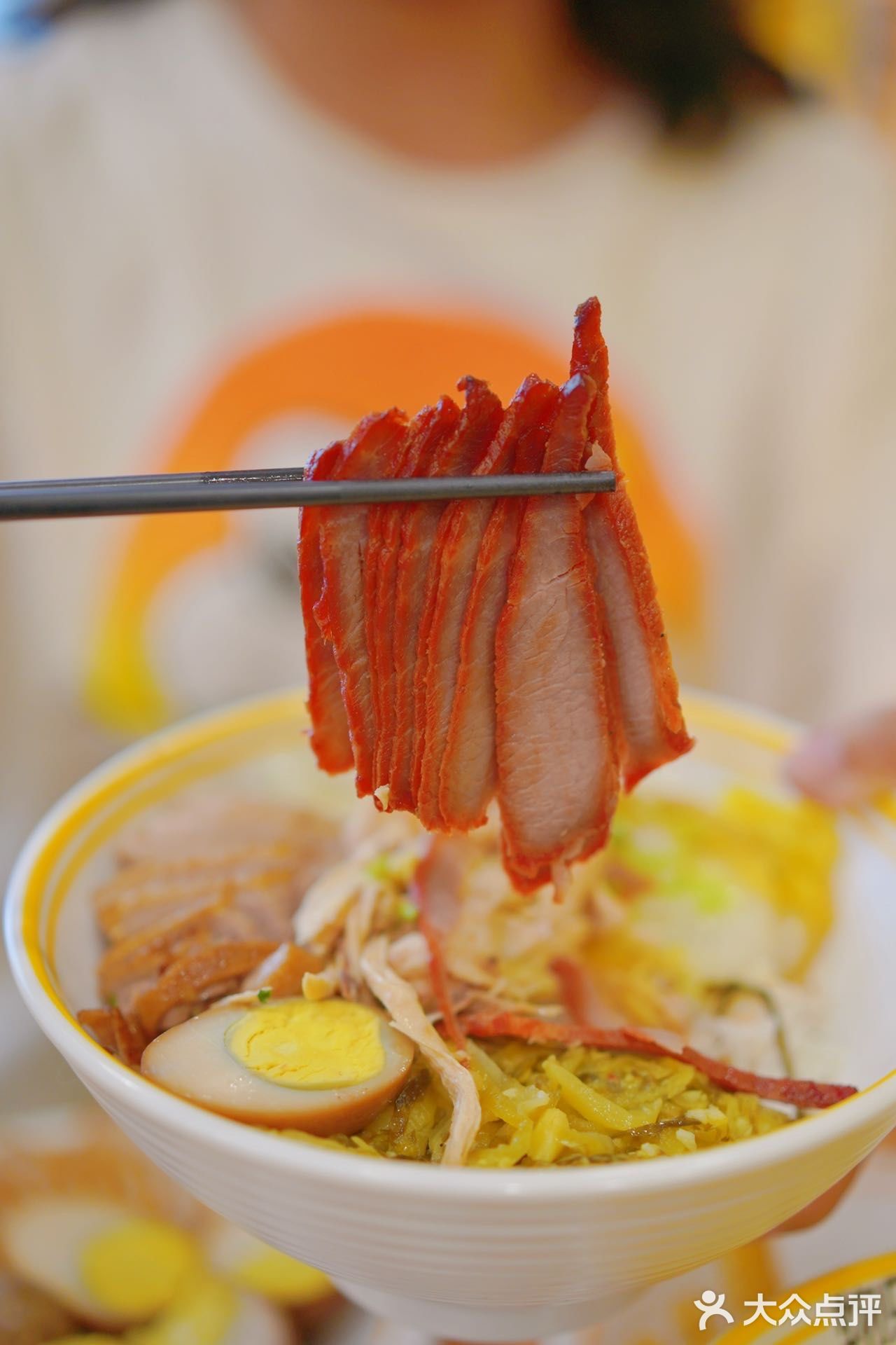 深圳美食｜潮汕超正宗卤鹅，6周年庆还送饭盒
