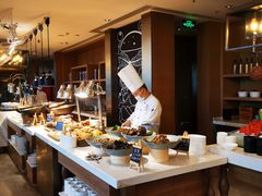 自助取餐区-都会尚膳·海鲜自助餐厅(重庆万豪酒店)