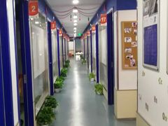-昂立青少儿成长中心(宝山万达校区)