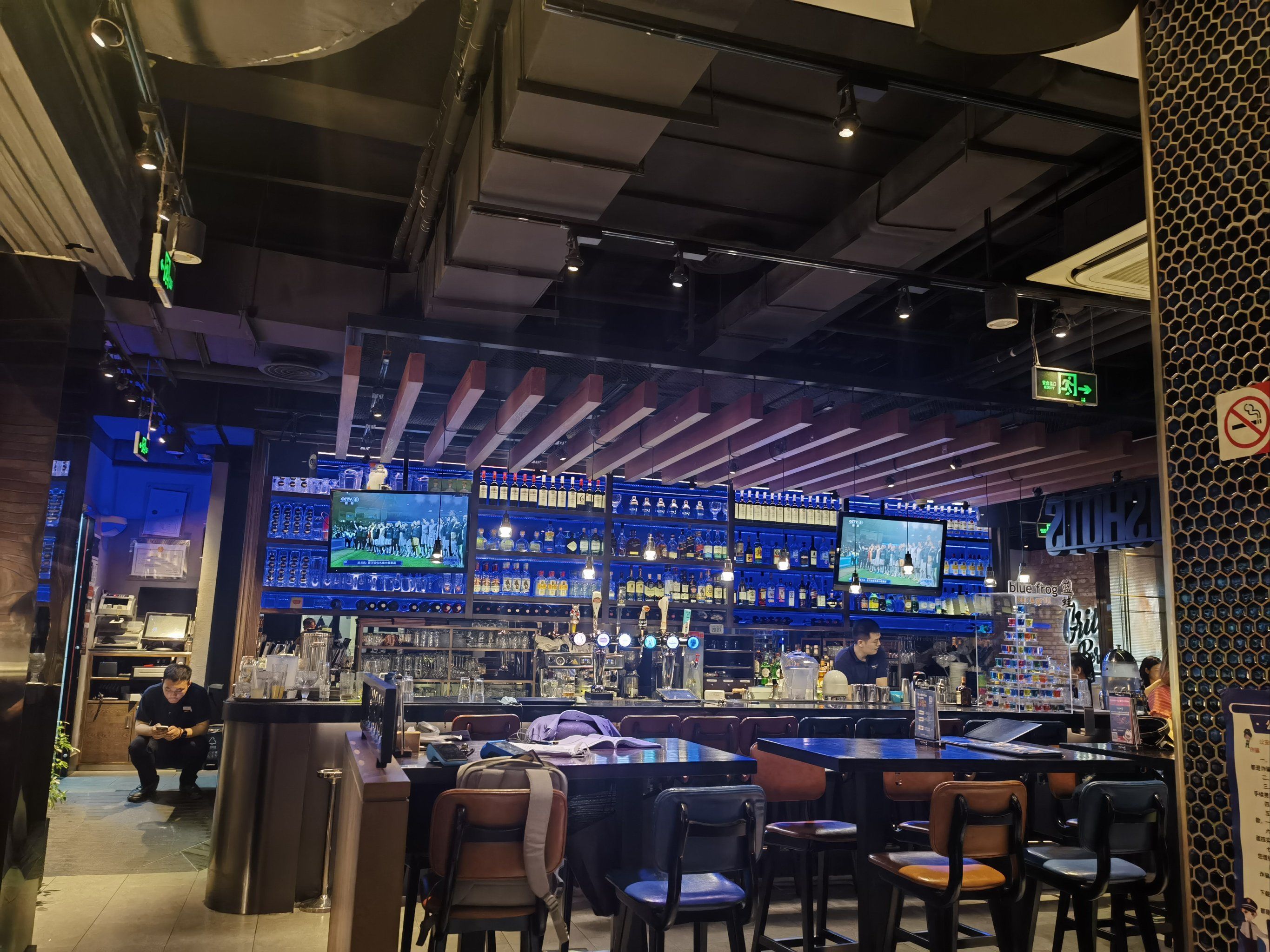 蓝蛙西餐厅不错