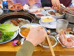 -锤头鲨毛肚海鲜烤肉自助餐厅(国购广场店)
