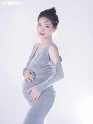 点击看大图 -专注孕妇照亲子照·纪田摄影