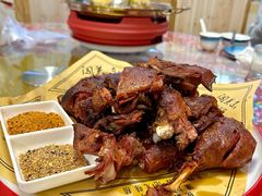 -闯关东东北农家菜(崂山石老人店)