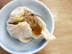 蟹粉小笼-聚成源(芦庄店)