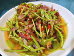 藜蒿炒腊肉-江南古镇味道·私房菜