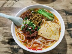 -湖南牛肉特色粉面(华屏路店)
