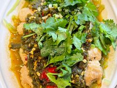 -包整·丝娃娃(一览甲秀楼风景店)