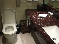-上海青松城大酒店