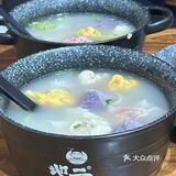 青岛老城区的鱼汤混沌，好吃[强]