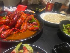 -沪小胖小龙虾(淮海中路旗舰店)
