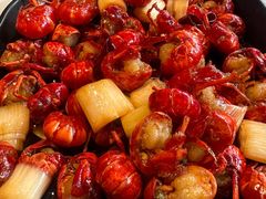 全味虾球-巴厘龙虾·榜首油焖大虾(音乐学院·沿江酒馆店)
