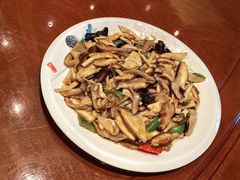 -吴记酱骨炖菜馆(康安路店)
