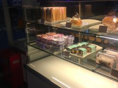 面包甜点陈列柜-名咖坊(苏州北站店)