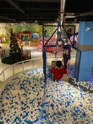 -塔塔王国·主题儿童游乐园(奥城商业广场店)