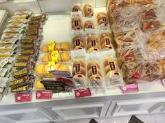 红豆餐包面包-味多美蛋糕(金顶街店)