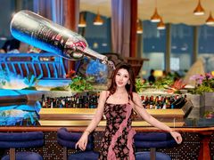 -鲜璟台·地标景观餐厅(上海中心店)