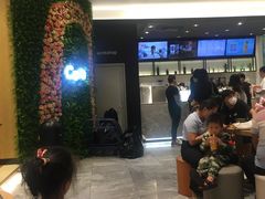 等位区-CoCo都可(东城国贸店)