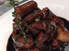 圆苑红烧三宝-圆苑(金茂店)