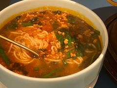 腾冲小锅米线-一坐一忘云南菜(嘉里中心店)