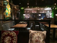 大堂-阿里家·新疆烤肉酒場 by MIG