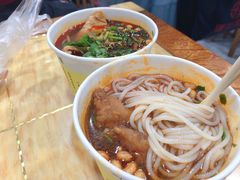 -覃肥叔桂林米粉(粮道街店)