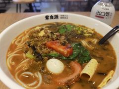 -蒙自源米线大王(花园城商场店)