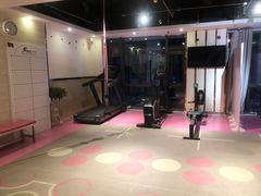 -思迈威健身(积玉桥万达店)