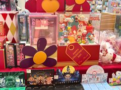 -泡泡玛特POPMART(黄岛新城吾悦店)