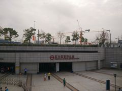 -东方体育中心(地铁站)