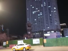 -铁西广场(地铁站)