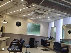-PE SALON