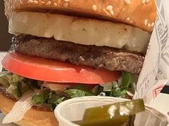 -The Habit Burger Grill 哈比特汉堡(复兴soho店)