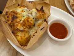 -城市大道红炉披萨烘焙坊