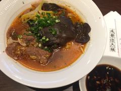 -成都你六姐·牛肉冒菜(城市集市合生汇店)