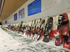 -乔波室内滑雪场